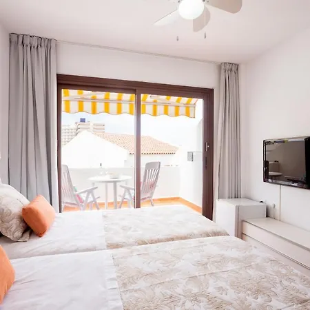 Cute Studio In Garden City *