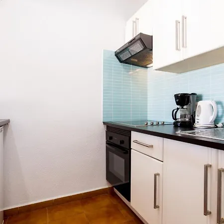 Cute Studio In Garden City *